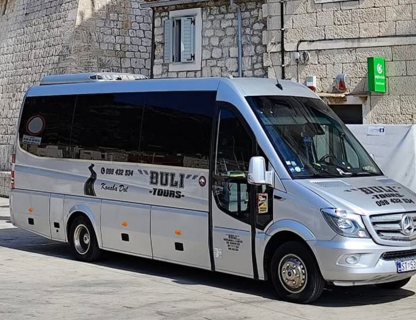 minibus